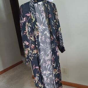 Elan Floral Kimono Robe - Black and Pink